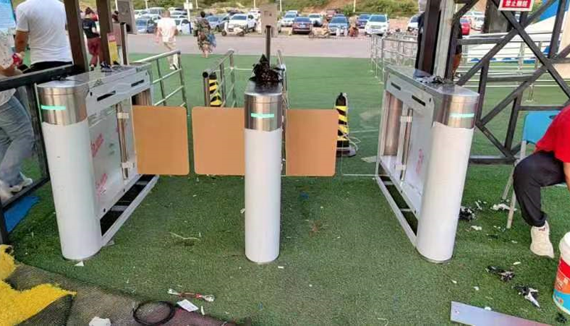 1753345368917485.png 1692949084575533.png